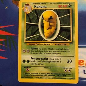1 Pokémon Kakuna 80HP card. In excellent condition